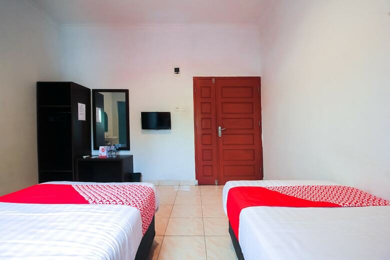 Hotel Oyo 1969 Wisma Sari