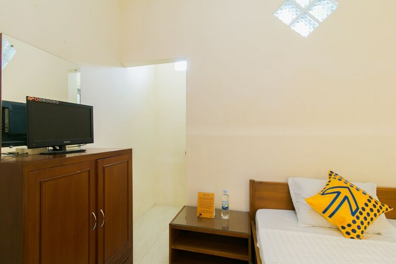 Hotel Oyo 1982 Golf Papa Costel