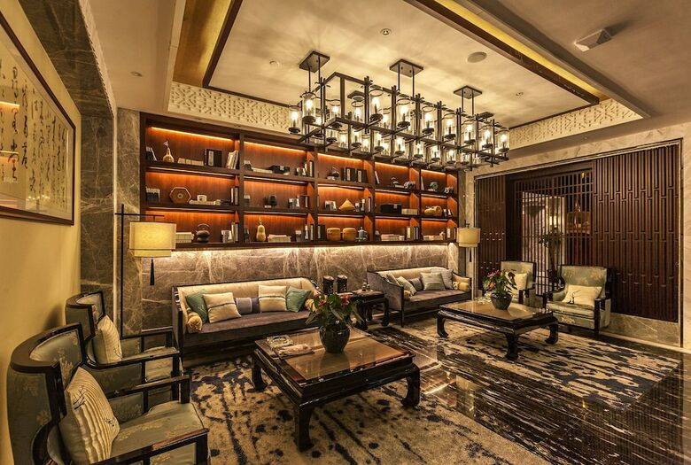 Hejing Chengshang Generations Hotel