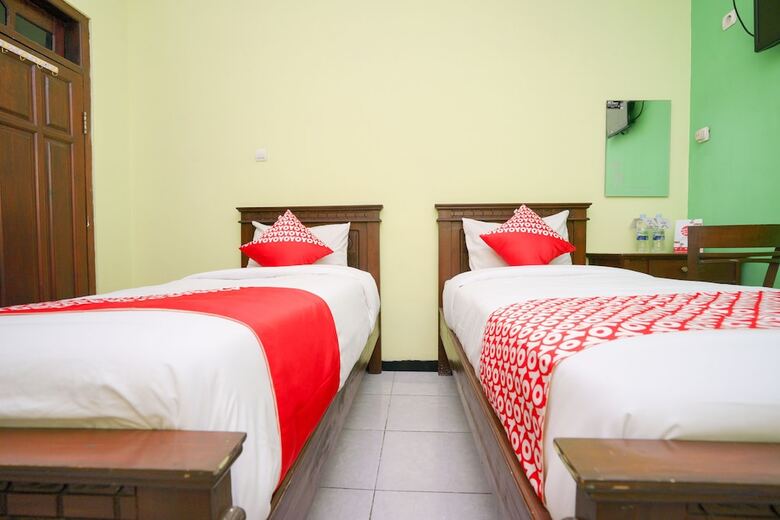 Hotel Oyo 1639 Penginapan Anggrek Syariah 1