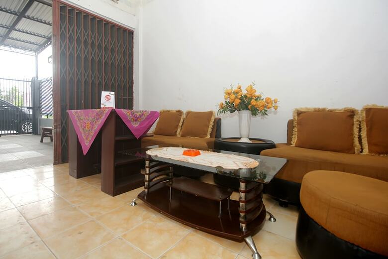 Hotel Oyo 1847 Jasmine Kost