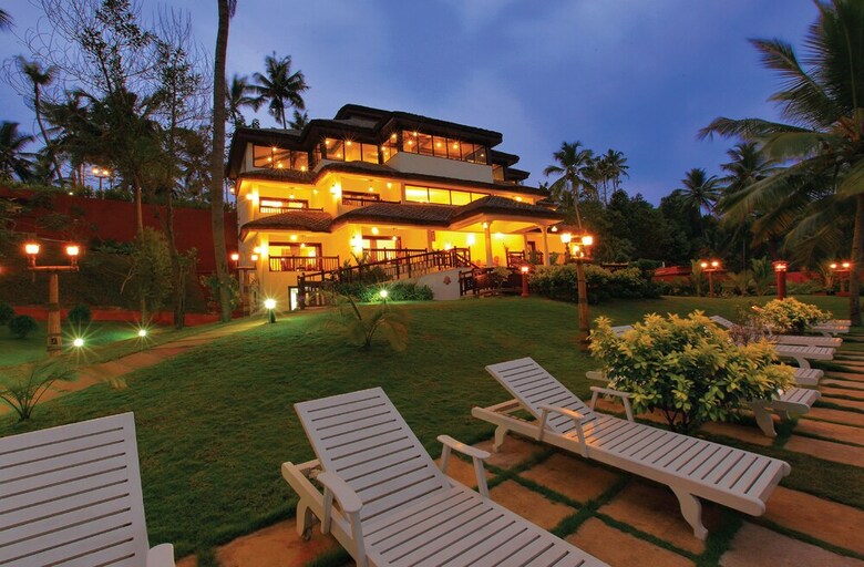 Apartamento Fragrant Nature Backwater Resort & Ayurveda Spa