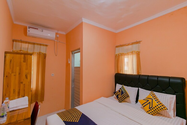 Hotel Spot On 1899 Berkah Homestay