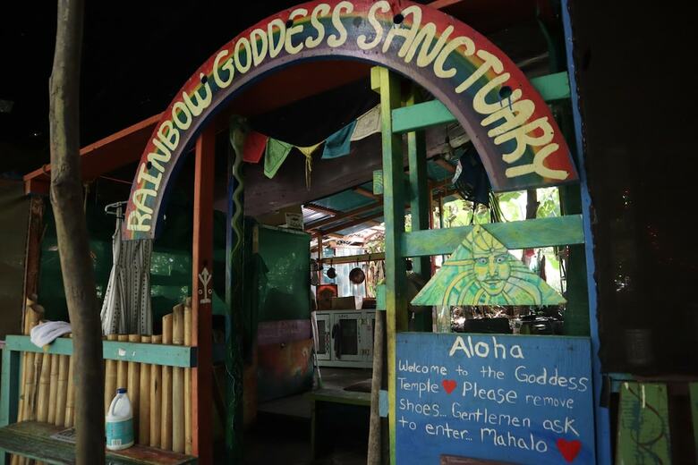 Hostal Paradise Eco-village