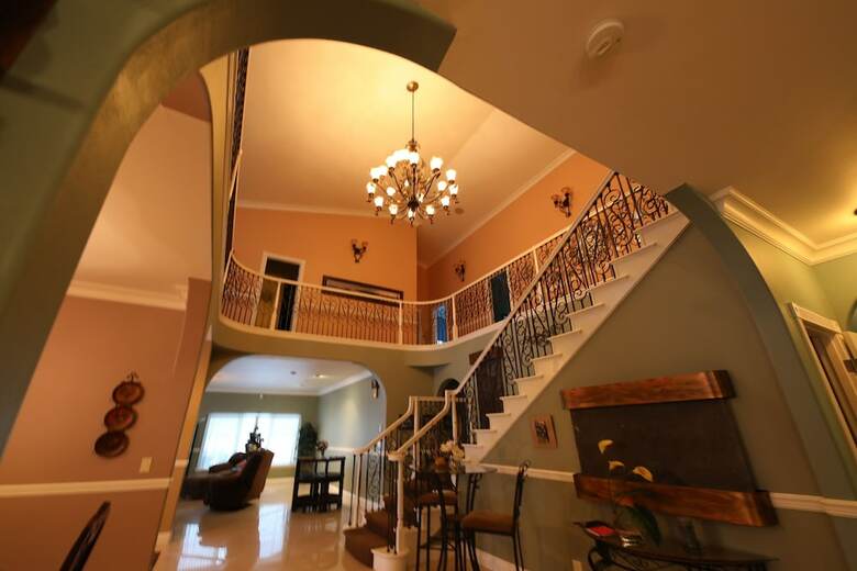 Bed & Breakfast Aurora Pioneer Manor