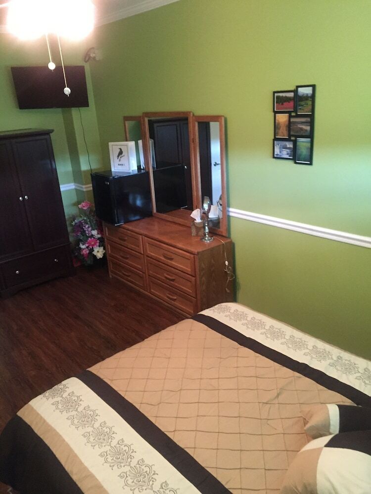 Bed & Breakfast Aurora Pioneer Manor