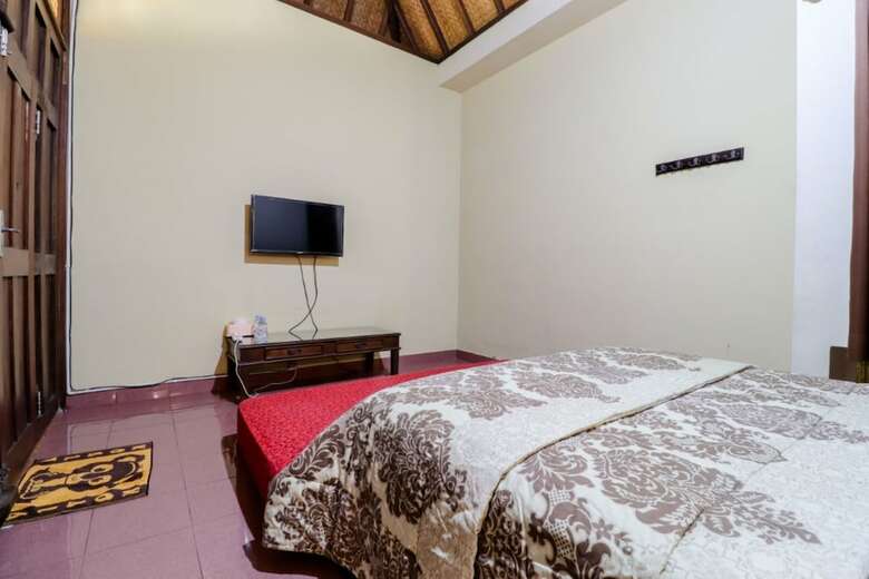 Hotel Pak Dhe Homestay