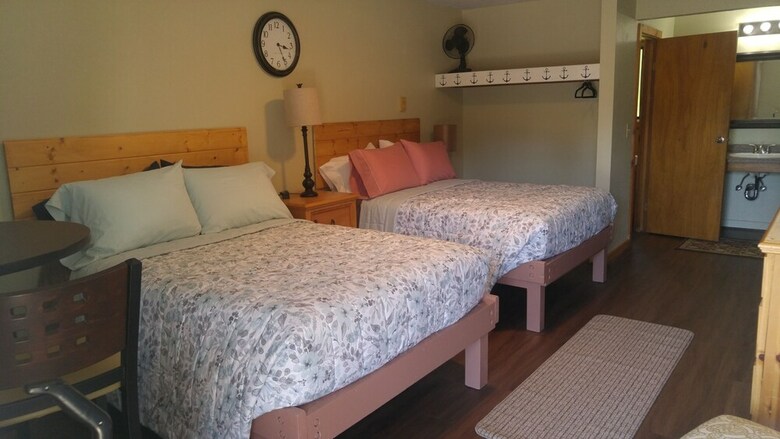 Motel South Jetty Inn