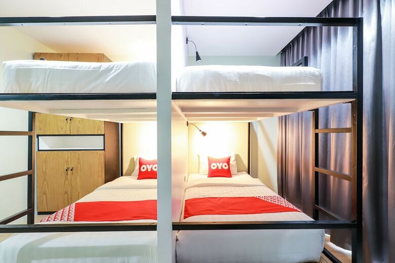 Hotel Oyo 611 Stay Young Villa