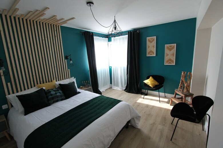 Apartement 120m With Garden In A Villa