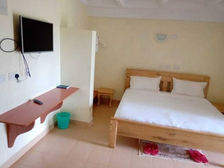Hotel Taya Park