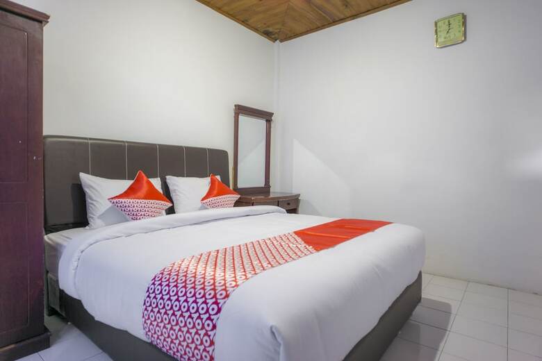 Hotel Oyo 2186 Tongging Beach