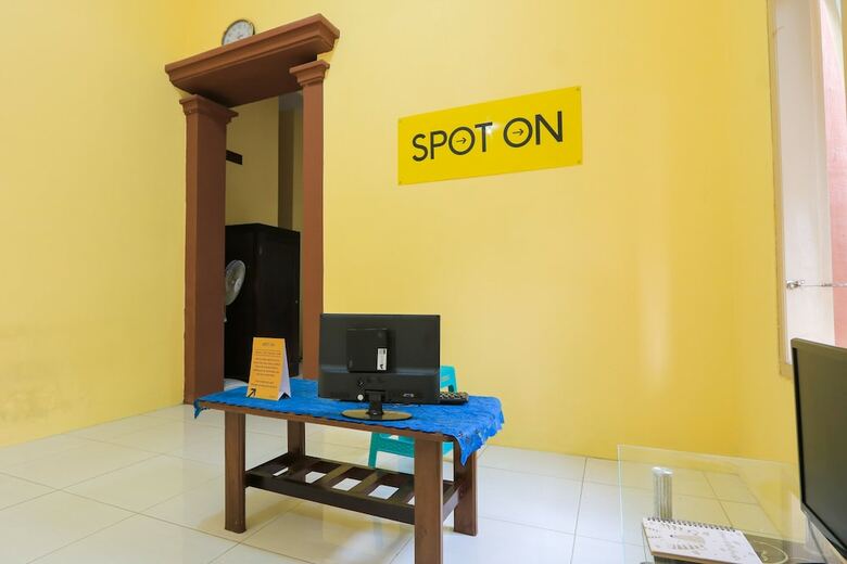 Hostal Spot On 2371 Islami Family Residence
