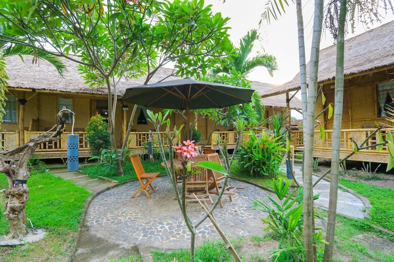 Hostal Spot On 2431 Azizah Homestay