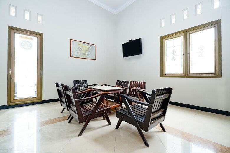 Oyo 2436 Hotel Kencana
