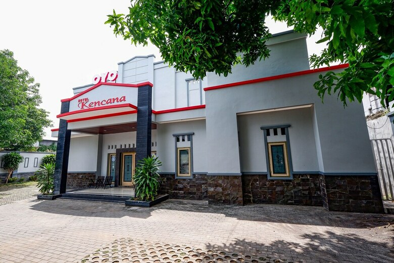 Oyo 2436 Hotel Kencana