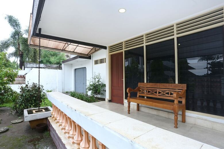 Hotel Oyo 2268 Tim-tim Homestay