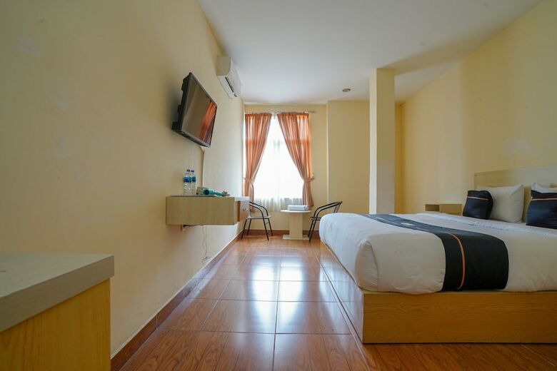 Oyo 427 Hotel Galaxy
