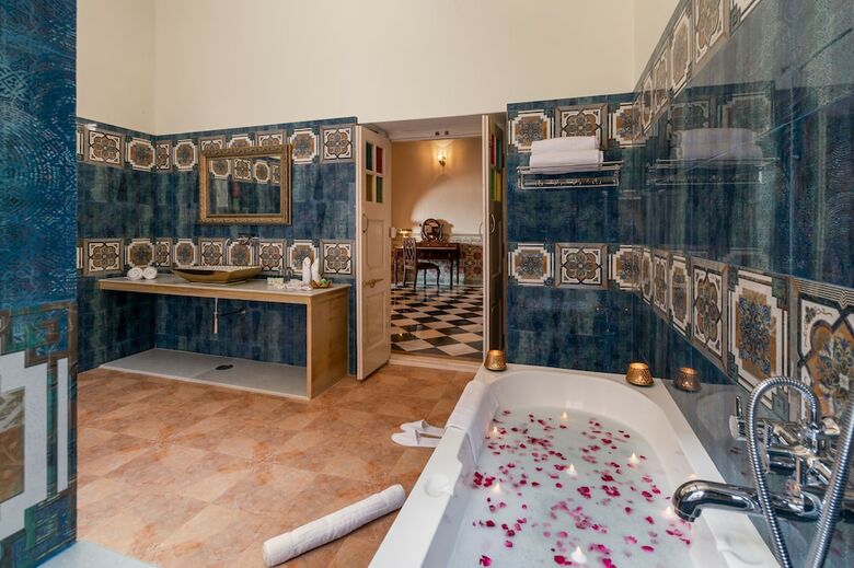 Hotel Welcomheritage Mohangarh Fort