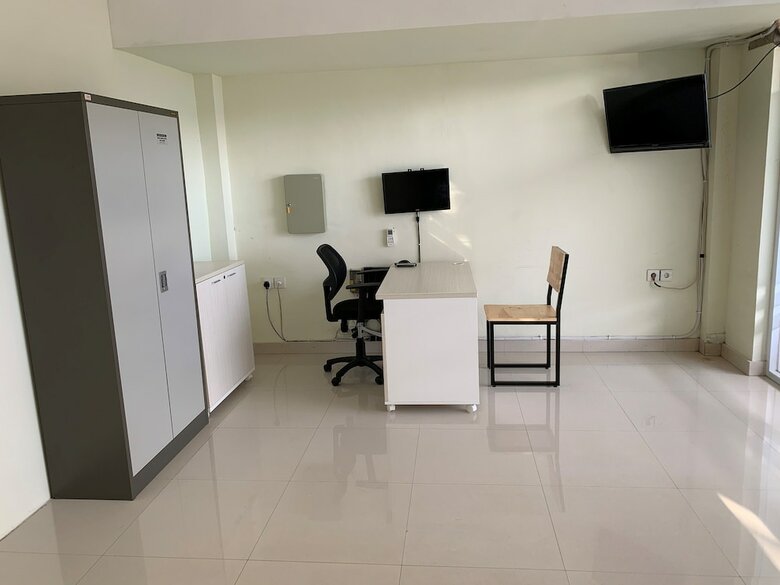 Hostal Oyo 2203 Wira Residence