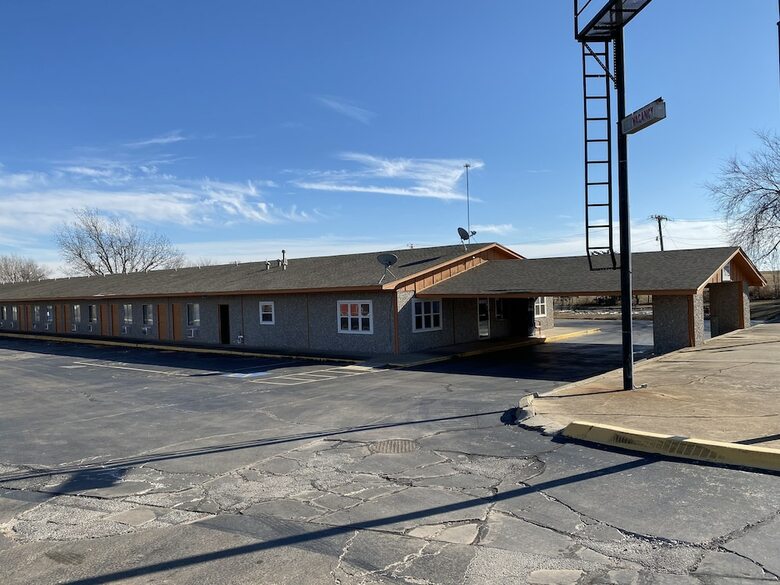 Century Inn Motel