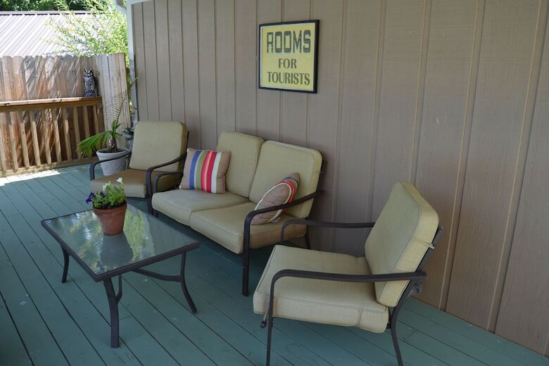 Country Aire Bed & Breakfast Llc