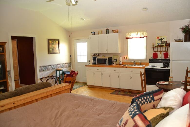 Country Aire Bed & Breakfast Llc
