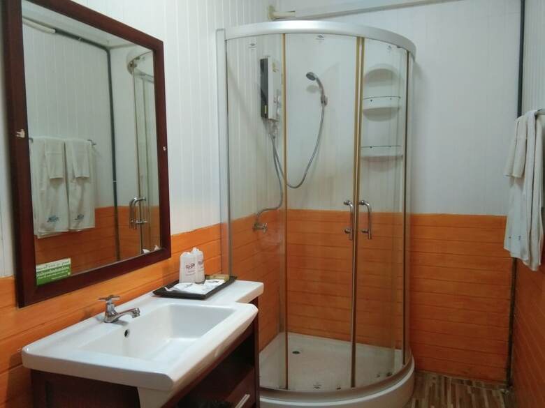 Hotel Heaven Kwai Resort