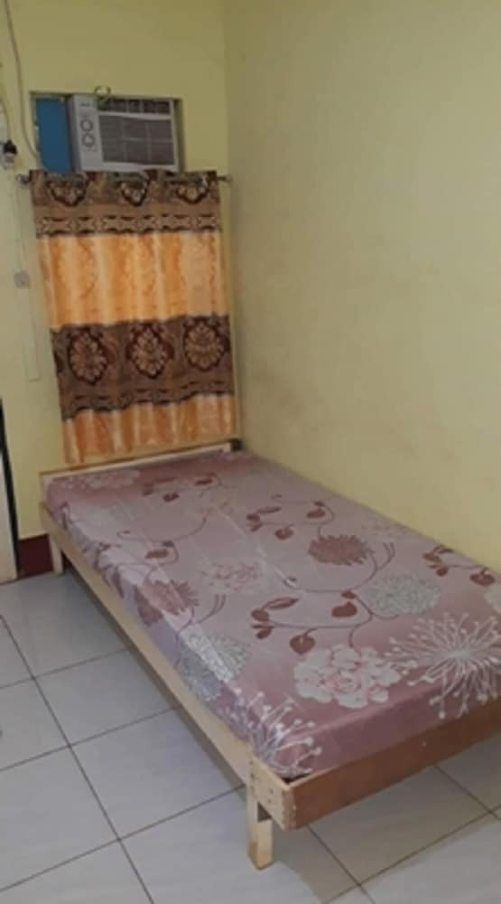 Hotel Eg Rusiana Lodging House
