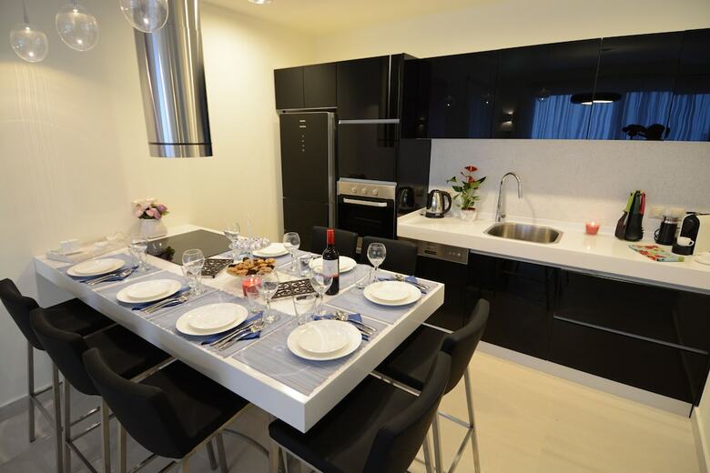 Okeanos Luxury Villas - Resort & Hotel