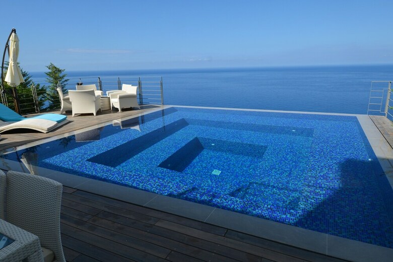 Okeanos Luxury Villas - Resort & Hotel