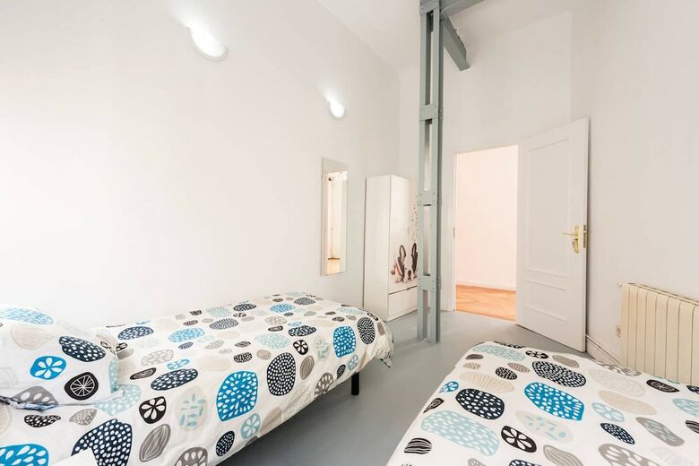 M&f Gran V�a 6 Apartamento
