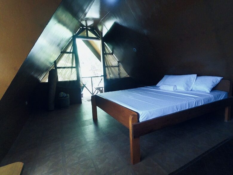 Hostal Cocovana Beach Resort - Hostel (Adults Only)