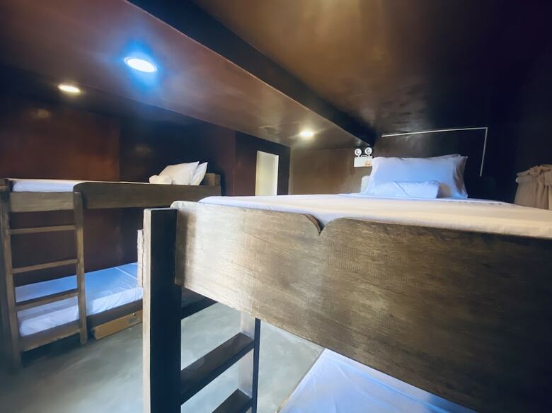 Hostal Cocovana Beach Resort - Hostel (Adults Only)