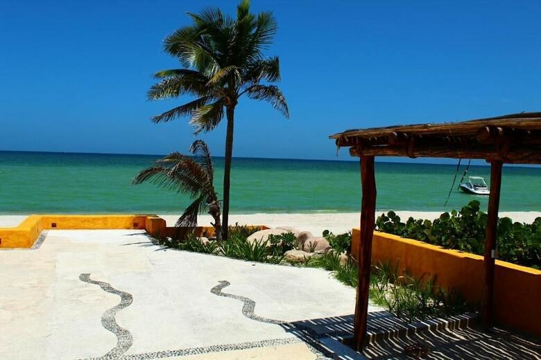 Uinic Chay Luxury Ocean Front Villa