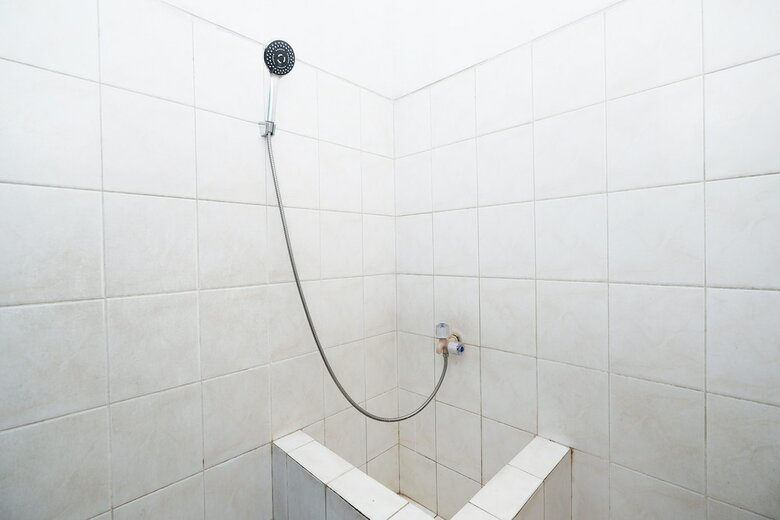 Hostal Spot On 2289 Hotel Saudara