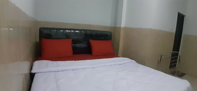 Hostal Capital O 2242 Hotel Rahayu