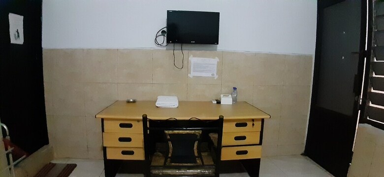 Hostal Capital O 2242 Hotel Rahayu