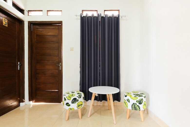 Hotel Oyo 2118 Fh Stay
