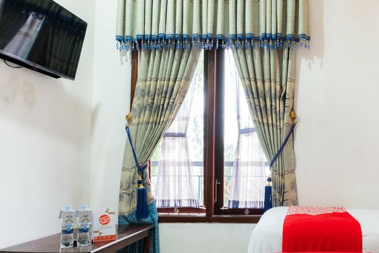 Hotel Oyo 2169 Anugrah Bromo Homestay