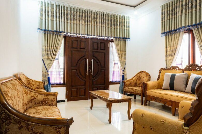 Hotel Oyo 2169 Anugrah Bromo Homestay