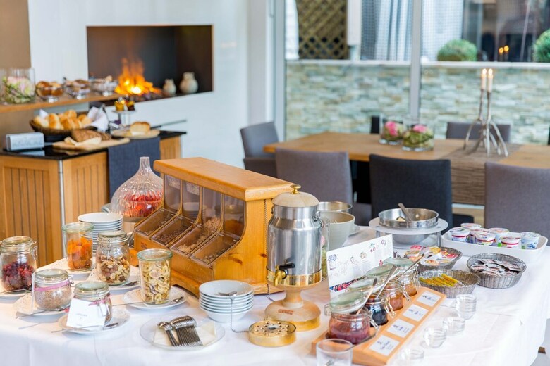 Hotel Metzgerei R��le
