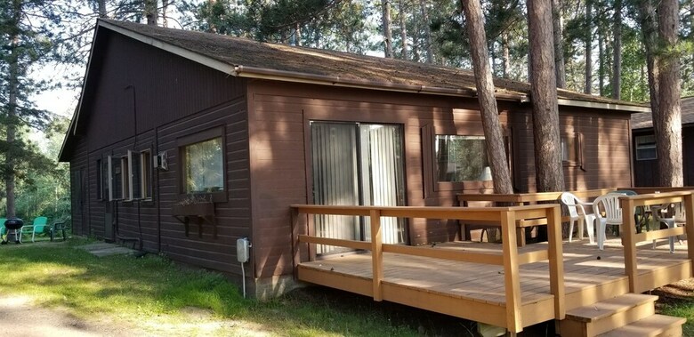 Cabana Evergreen Bay Resort