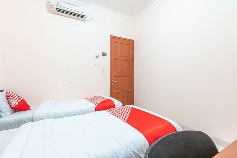 Hotel Oyo 2364 Cempaka Harapan Indah