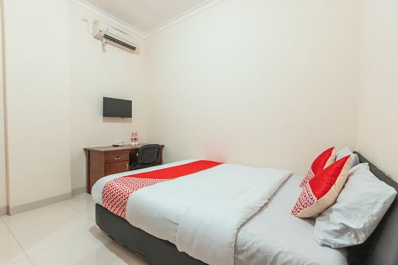 Hotel Oyo 2364 Cempaka Harapan Indah