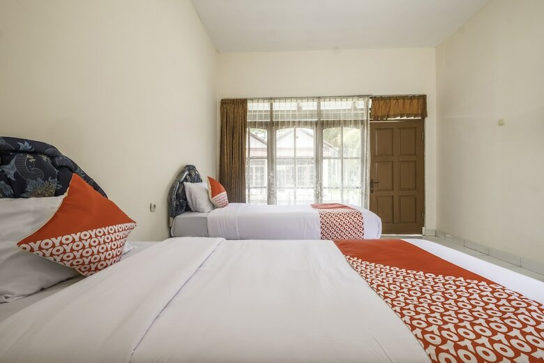 Oyo 2346 Hotel Padjadjaran 1