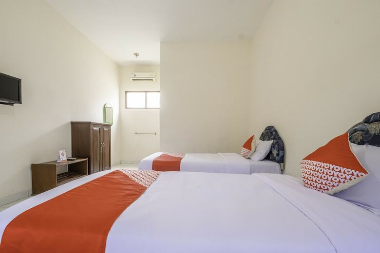Oyo 2346 Hotel Padjadjaran 1