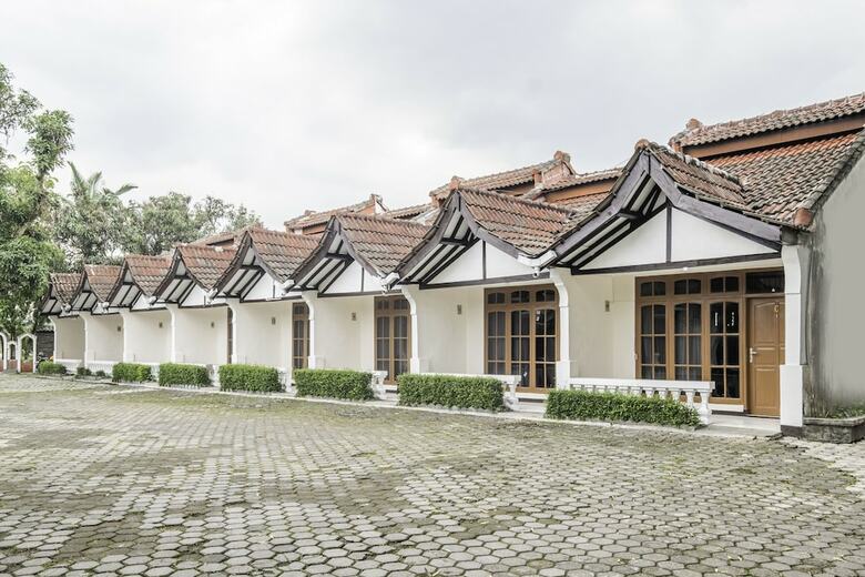 Oyo 2346 Hotel Padjadjaran 1