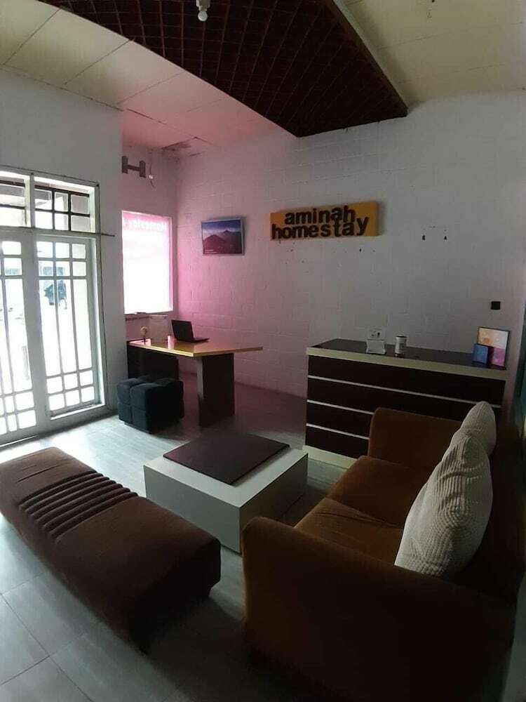 Bed & Breakfast Aminah Homestay And Tour
