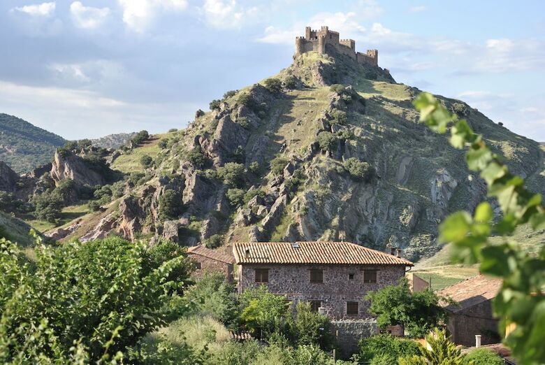 Agroturismo Castillo de La Riba
